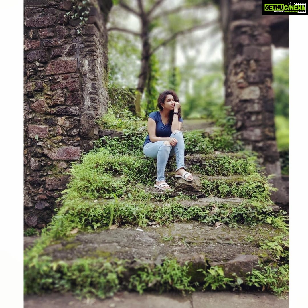 Misha Ghoshal Instagram - 😄😄😄 #fort #nature #greenery