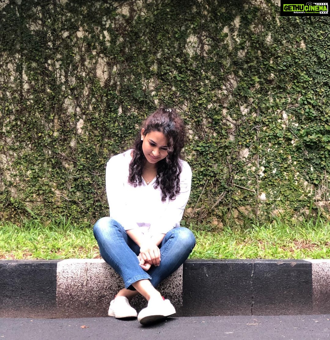 Misha Ghoshal Instagram - #naturelovers 😁