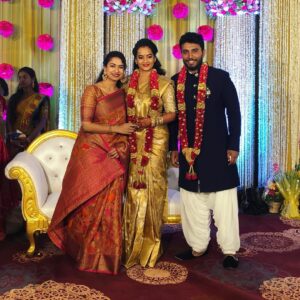 Misha Ghoshal Instagram - May u have a super duper Happy Married life ahead ❤️ very happy for u guys @itssujavarunee @shivaji_dev 😁 lots of love to both