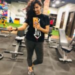 Misha Ghoshal Instagram - #gymlife post workout time pass 😂