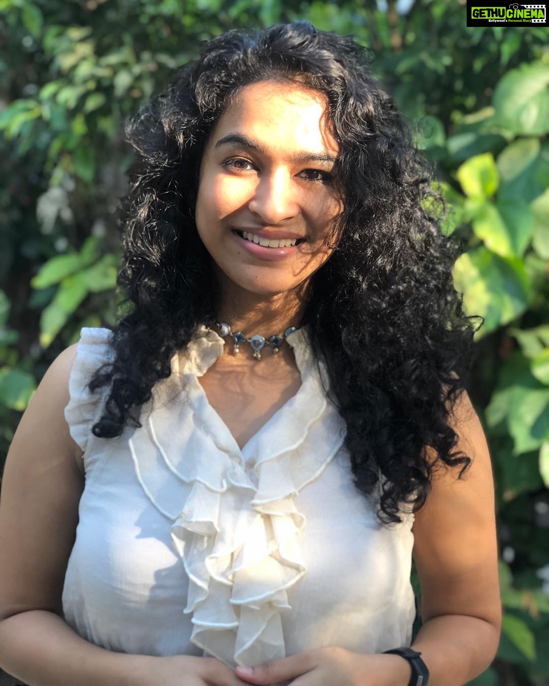 Misha Ghoshal Instagram - Keep the smile on 😇