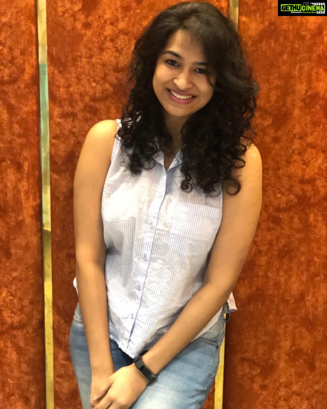 Misha Ghoshal Instagram - Hair Styled by @voltstylebar 😁 thanx a ton ❤️