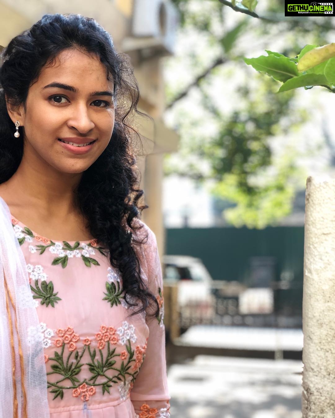 Misha Ghoshal Instagram - #nofilter #happysunday #happytimestocome 😁