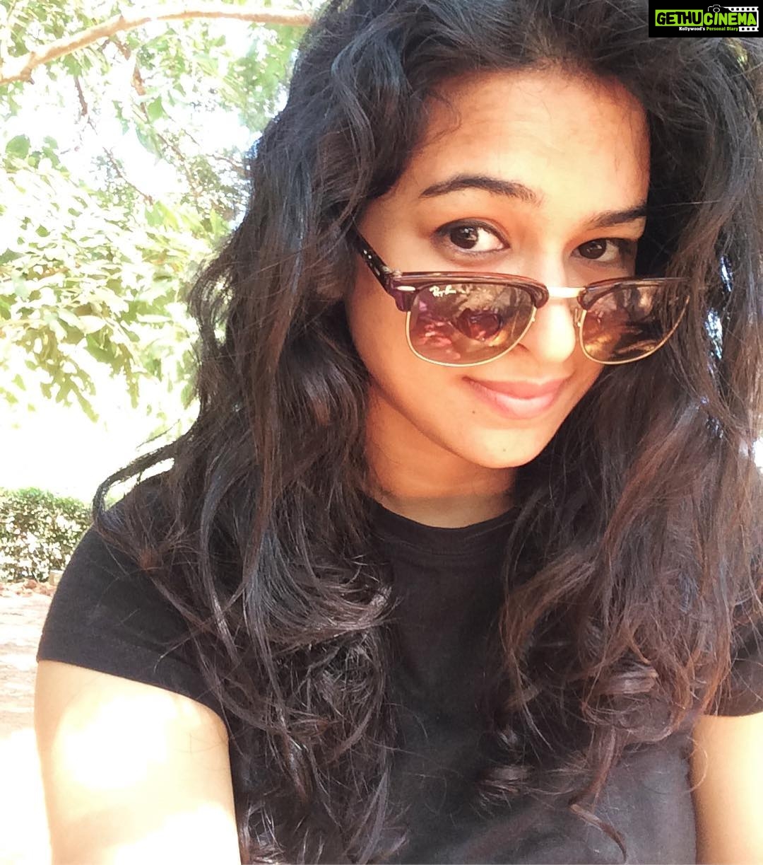 Misha Ghoshal Instagram - Find Happiness in evry small thing u hav or do ❤️