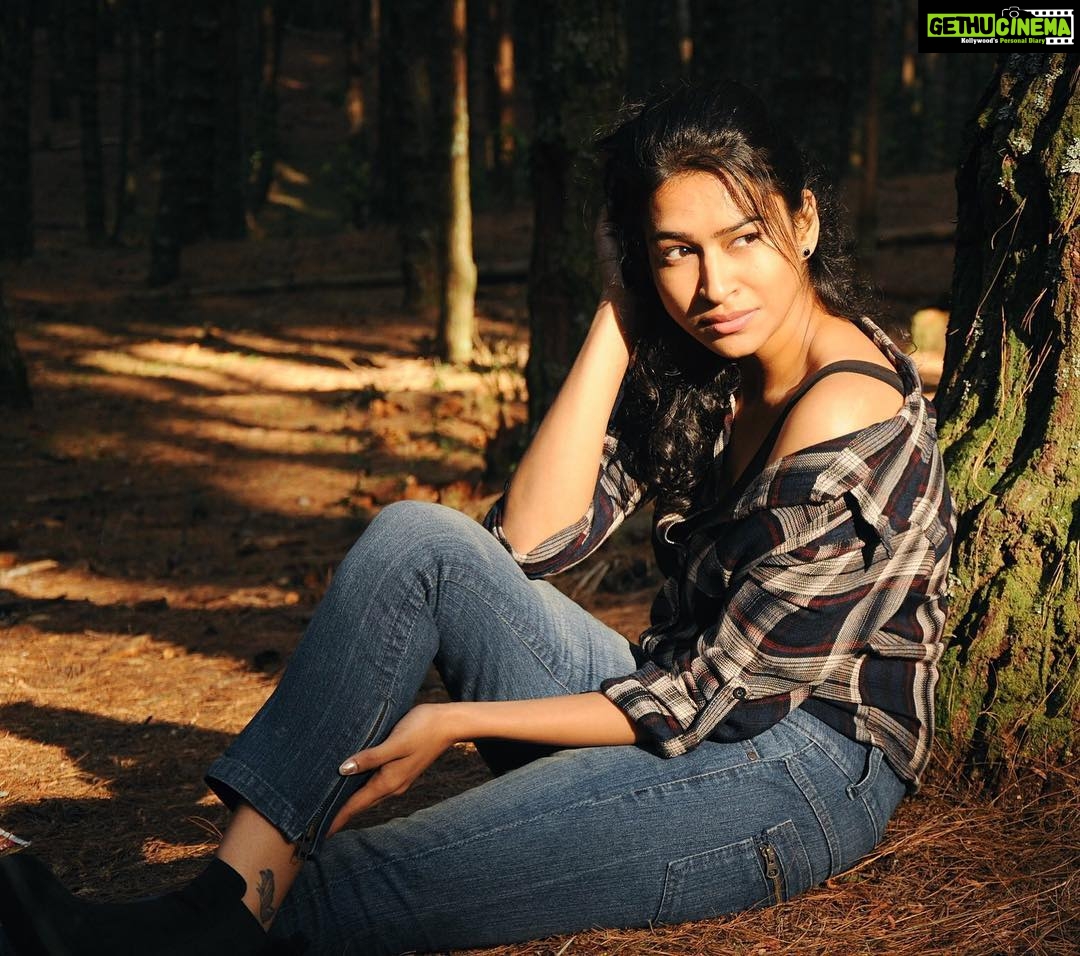Misha Ghoshal Instagram - Fact of life: U r given the importance only till the time, u give the importance 😈 not evry1 can give u unconditional Love 🙂