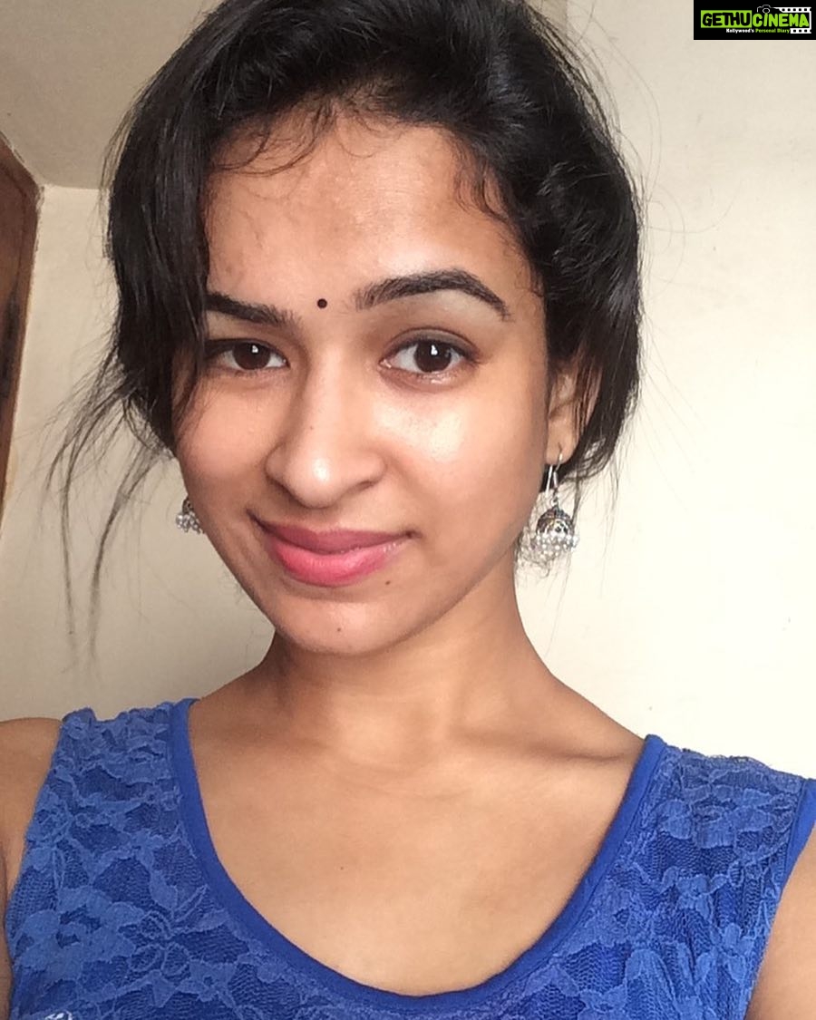 Misha Ghoshal Instagram - #natural #nomakeup #nofilter #bindi #jhumka 😁