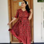 Miya George Instagram - Recently came across momscradle. Easy-to-use cotton comfortable dresses for nursing mothers. Fashionable too. Thank you @momzcradle for the lovely dresses