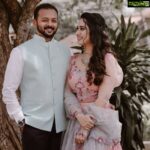 Miya George Instagram - I just realised..All the tym I was looking at u nly my ❤ Bridal wear : @labelmdesigners Events & Decor : @labelmsignatureweddings_ Photography: @studio360byplanj Makeup : @unnips Hair : @femy_antony_makeup_artist
