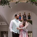 Miya George Instagram - I just realised..All the tym I was looking at u nly my ❤ Bridal wear : @labelmdesigners Events & Decor : @labelmsignatureweddings_ Photography: @studio360byplanj Makeup : @unnips Hair : @femy_antony_makeup_artist