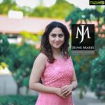 Miya George Instagram - Cheerful pink 💕 Thank u @jeunemaree for this costume Pic courtesy: @pranavraaaj