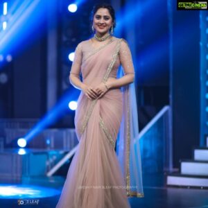 Miya George Instagram - Draping a saree is always tough. But @labelmdesigners has made this tough job easier by creating readymade kind of saree nd I absolutely loved wearing it. Thank u Anu & Reshma for this 🥰🥰💕