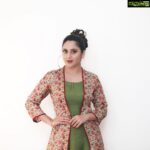 Miya George Instagram - Let it be.. I m gonna face it anyway 😎 #Sunday #thoughts #lyf #positivity Costume courtesy: @jeunemaree Makeup : Sudha Sudhakar Pic courtesy: @pranavraaaj Bro 🤗
