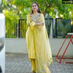 Miya George Instagram - Wearing my Fav 💛 This yellow salwar with detailed neck is from @labelmdesigners kochi 🥰😍 Makeup: sudhakar Pic courtesy: Umesh P Nair 3 leaf