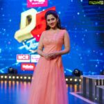 Miya George Instagram - Peach 🦋 Costume courtesy: @jeunemaree Makeup: sudhakar Pic courtesy: Umesh 3Leaf