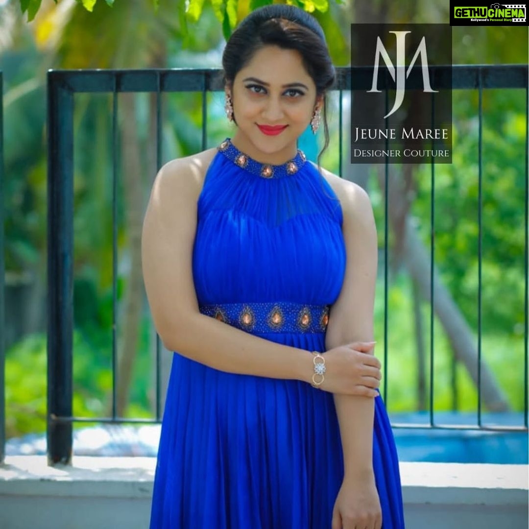 Miya George Instagram - Don’t know whether blue is the warmest colour or not but I wish to believe so 🤪 Catch me in D5 junior tonight’s episode at 8 pm in Mazhavil manorama. Costume courtesy: @jeunemaree Makeup : sudhakar Pic courtesy: Umesh 3Leaf