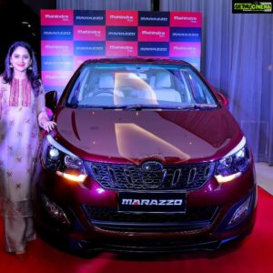 Miya George Instagram - Throw back 😛@ Mahindra Marazzo launch event. Wearing my fav @labelmdesigners ❤️ Thank u Anu & Reshma for this pretty salwar 😘🤗