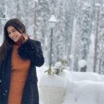 Mouni Roy Instagram - Gulmarg, Kashmir