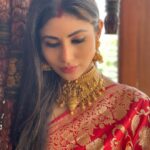 Mouni Roy Instagram - 🔴 • • • • @ckcsons @ckcjewellers @chaitucotha