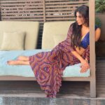 Mouni Roy Instagram - A life lived in love is never dull; happy happy…♥️🔱 Hari Om