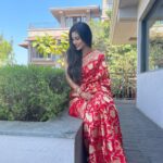 Mouni Roy Instagram - The morning after… 🔆🔱 • • • @hiltongoaresort @neferrtitiweddings