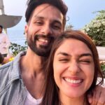 Mrunal Thakur Instagram - A star was born today! Happy Birthday @shahidkapoor Thank you for being a kick ass co-star and a kick ass friend! Continue to shine more and more and more everyday! Love hugs and goofiness to you, always!💕💕💕