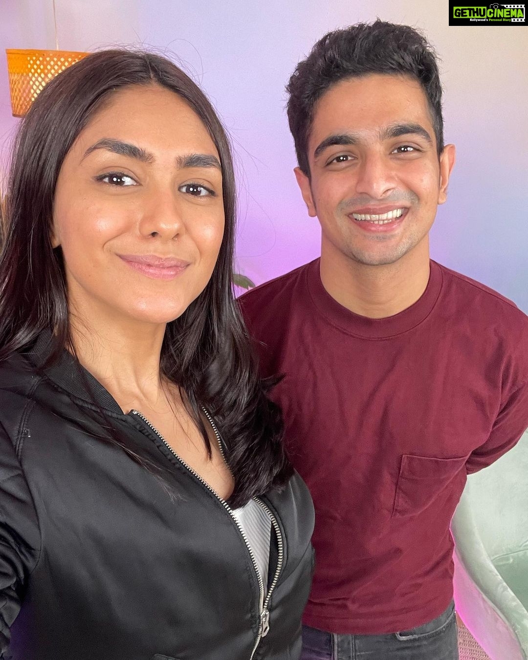 Mrunal Thakur Instagram - Ambition is another name for @mrunalthakur 🔥🚀💥 This Saturday on #TheRanveerShow