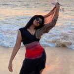 Naina Sarwar Instagram - Be d Vibe dat attracts ur own tribe🐣 Pc - @devika_s_yadav 😘 Goa
