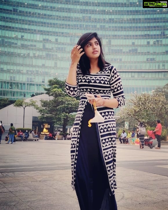 Naina Sarwar Instagram - Be happy wid nothing & ul b happy wid everything....... 😇😇😇😇