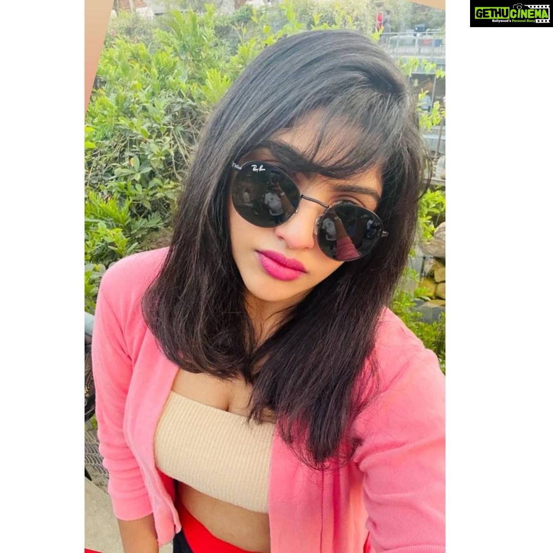 Naina Sarwar Instagram - 💗💗💗💗💗 pink tinge of love #valentineday2021