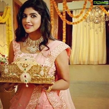 Naina Sarwar Instagram - Go grab ur best 0ffers now @NAJ jewellery Bridal & festive collections....ππ» #actorslife #tvcommercial #printadd #Bridelook #festiveseason #offers #andhra #teluguAd #gold #diamonds #silver #shopping #jewellery #indian #ethnic #desi