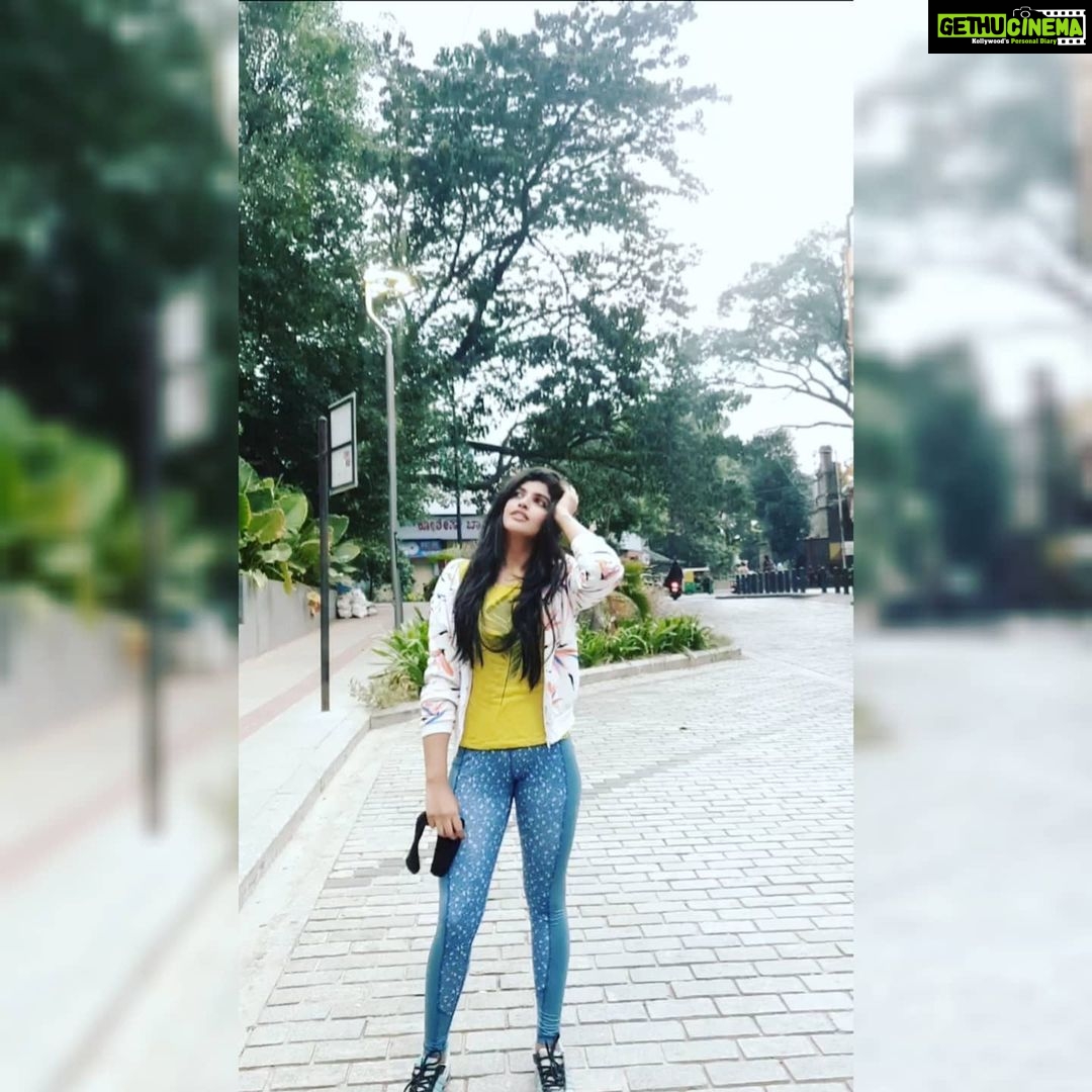 Naina Sarwar Instagram - Hello Lifeππ»ββοΈ How I miss sweating π