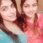 Naina Sarwar Instagram – Yallarigu Ganesh habbada hardhika subhashayagalu🙏🏻
#happyganeshchaturthi #bappamorya #celebration #familytogether #sissyinlaw #selfielovers #festivities #sweets #food #colorfull #ethniclove 🥰