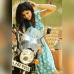 Naina Sarwar Instagram - She is a mixture of softness and never mess wid me attitude)))))) PC: @sreejithchettipadi Cochin, Kerala