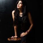 Naina Sarwar Instagram - KEEP YOUR EYES ON D STARS AND YOUR FEET ON D GROUND ........#unstoppable Company : @synergyentertainments pic courtesy : @vasanthpaulb Makeover : @iambhavikashah #NainaSarwar