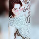 Naina Sarwar Instagram - I have no time to hate anyone.....either I can love or I dont care at all ✌🏻#mylifemyrules #Boss #lovewholovesyou #stayfit #keepglowing #goodnight #sleeptight 😇
