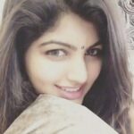 Naina Sarwar Instagram - #bestinbindi ☺️ #middayshine ☀️ #NainaSarwar