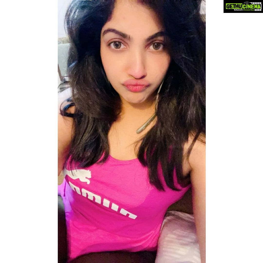Naina Sarwar Instagram - Caution ⚠️ pink alert