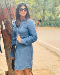 Naina Sarwar Instagram - Street look u like ? Mysore, Karnataka