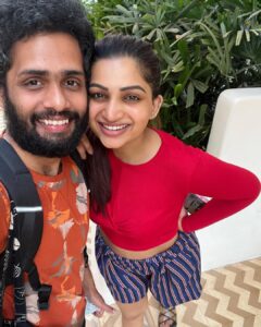 Nakshathra Nagesh Instagram - #selfie here there and everywhere! #myheart #happysunday 🧿