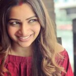 Nakshathra Nagesh Instagram – Through the husband’s eyes(lens)! 🧿💛 
.
.
.
Sneaking dates between work has become my main job! 😂