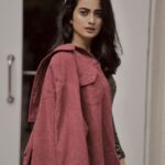 Namitha Pramod Instagram - Frown and crown being dusky and sexy 😎 Photography: @jeesjohnphotography MUA : @samson_lei Styled by : @aayishanadhirshahh