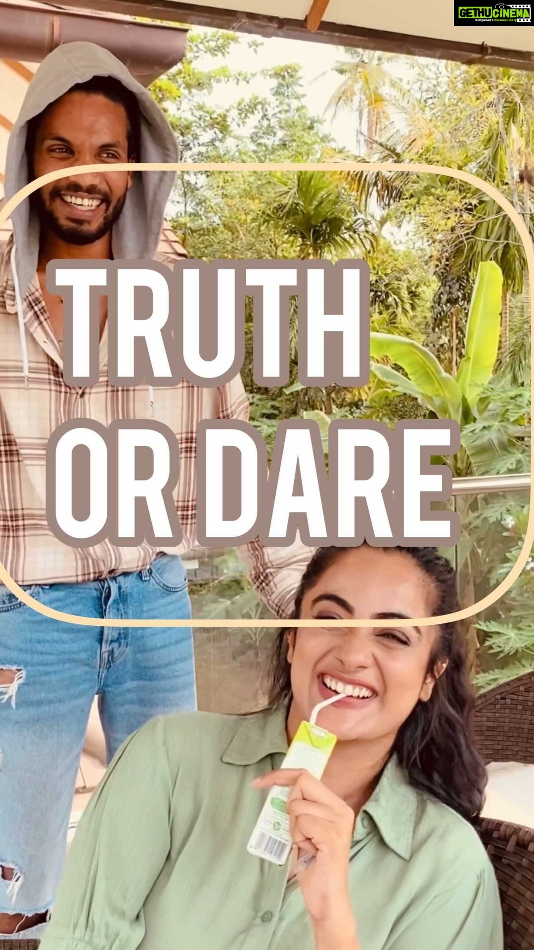Namitha Pramod Instagram - Here's how @unnips and I fritter away our time. May the truth be told.. This had me in splits. But must not laugh, cos this is soo real!! So tell me folks, how long can you go without a shower? Confused much huh?🤓 #Splishsplaassh Here i go!! @rashmimuraleedharan #reels #reelitfeelit #reelsinstagram