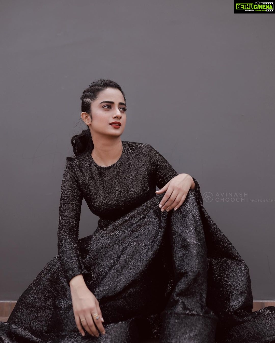 Namitha Pramod Instagram - Photography : @avinashchoochiphotography Wearing: @labelmdesigners Styled by : @rashmimuraleedharan MUA : @amal_ajithkumar