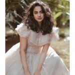 Namitha Pramod Instagram – 🌸
Photography : @jeesjohnphotography 
Styled by : @aayishanadhirshahh 
MUA : @samson_lei 
Jewellery: @touchwood__store