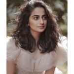 Namitha Pramod Instagram – 🌸
Photography : @jeesjohnphotography 
Styled by : @aayishanadhirshahh 
MUA : @samson_lei
Jewellery: @touchwood__store