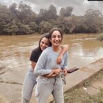 Namitha Pramod Instagram - Dear Paru , Happy birthday to my incredible, great, stunning,brainy,practical,loyal,super talented,Amma’s favourite and the most genuine kid.You mean so much to me. Just like a diamond, you are sparkling and priceless. Paru kutaa…thank you for being there for me. I feel so lucky having you by my side as we grow older.Let our saga continues as we share clothes,makeup,food and love 😌😌 @aki_tha_ Don’t kick me for uploading this picture even though I have a million photos of us together.But this click truly captured our compassion and happiness ♥️ I love you ❤️ Nami Chechi #bestsiterever #bff