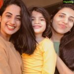 Namitha Pramod Instagram - Show your teeth and smile like us !!! Eeeeee!😬