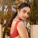 Namitha Pramod Instagram - The moment when you are about to tell something and the scenario is captured vividly 😅 When you have nothing else to post;be that clueless woman 👩
