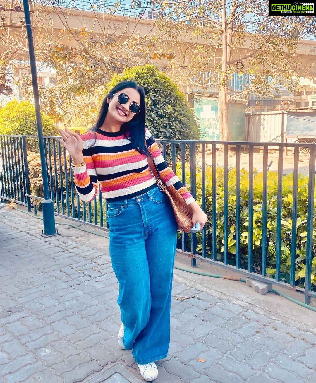 Namitha Pramod Instagram - The road to success is always under construction πβ₯οΈ Spot the difference guys π πΈ : @merynphilip #blueskyday #sunnyday #picoftheday #explorepage #myway #mystyle #instagood #trending #mood #instafamily #mood #glow #outfits Bangalore, India