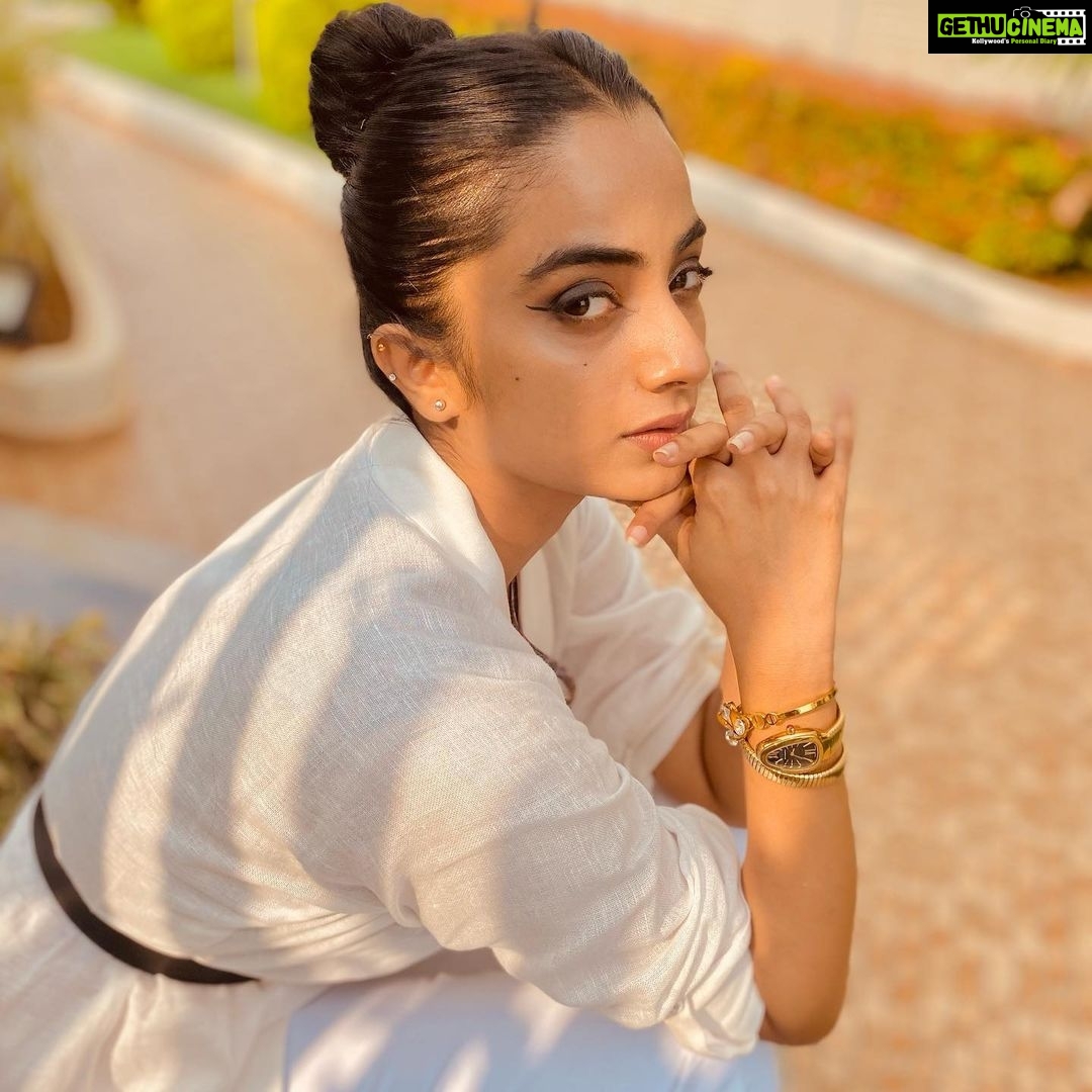 Namitha Pramod Instagram - Cause yellow is better ☀️